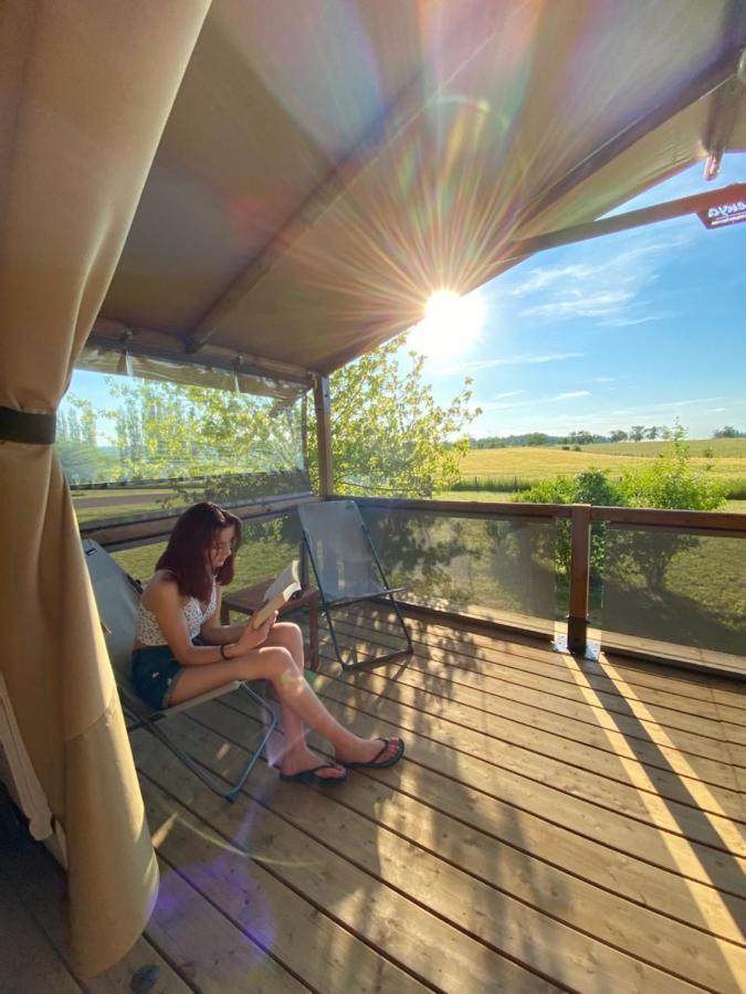 Camping De La Liez Hotell Peigney Exteriör bild