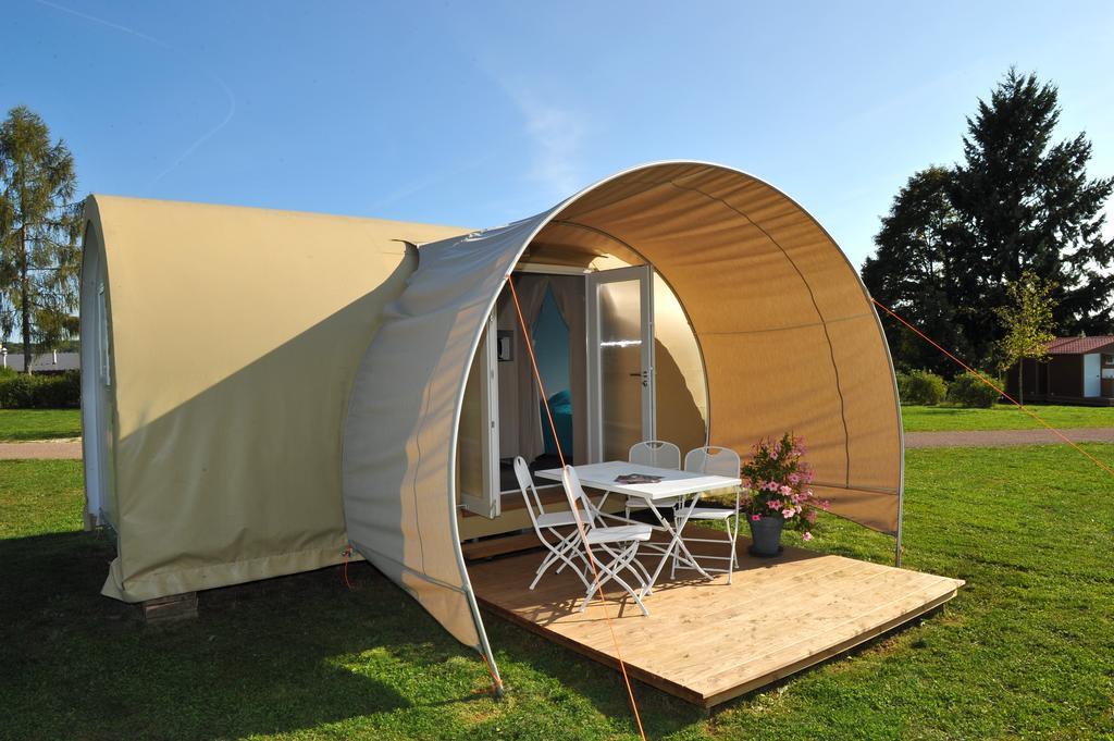 Camping De La Liez Hotell Peigney Exteriör bild